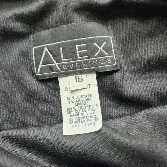 Vintage Alex Evenings Top Sparkly Sleeveless Black Cropped Top Sz 16 Y2K - Picture 2 of 3